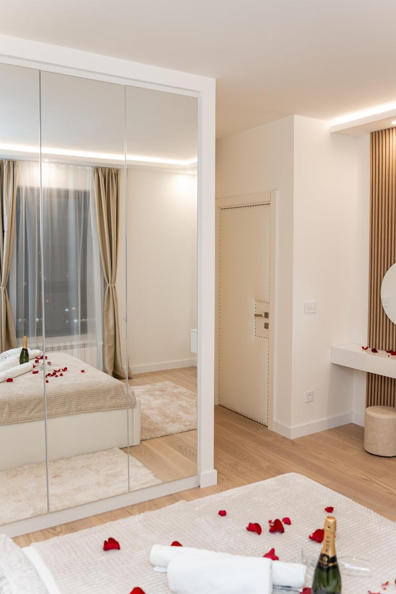Sinfonia Lux Apartment Belgrade Exterior photo