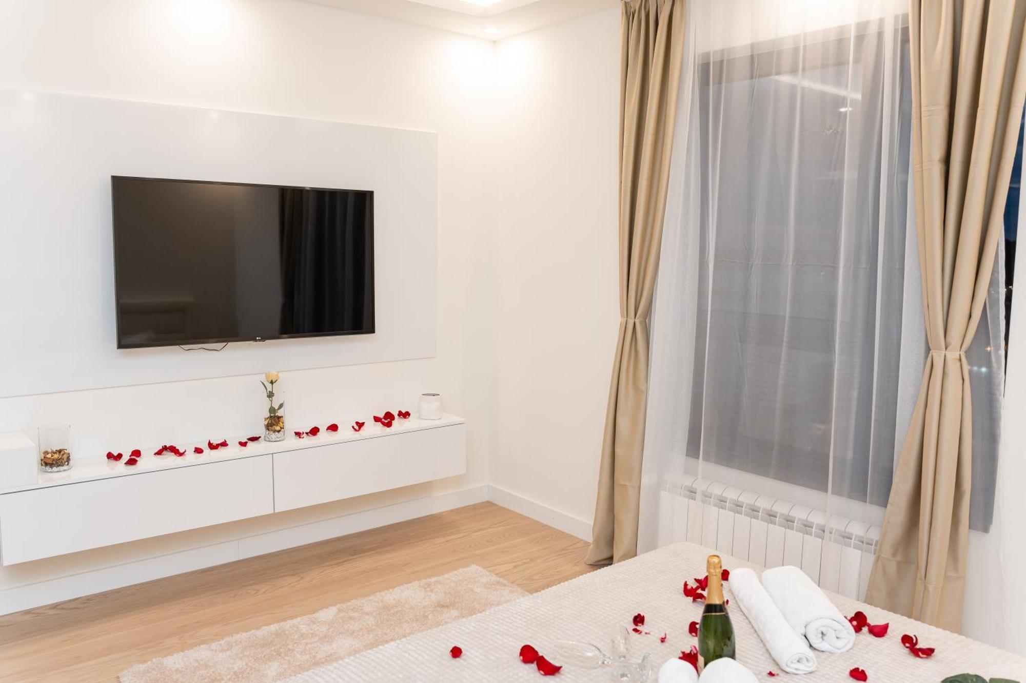 Sinfonia Lux Apartment Belgrade Exterior photo